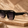 Vogue - Classic Black