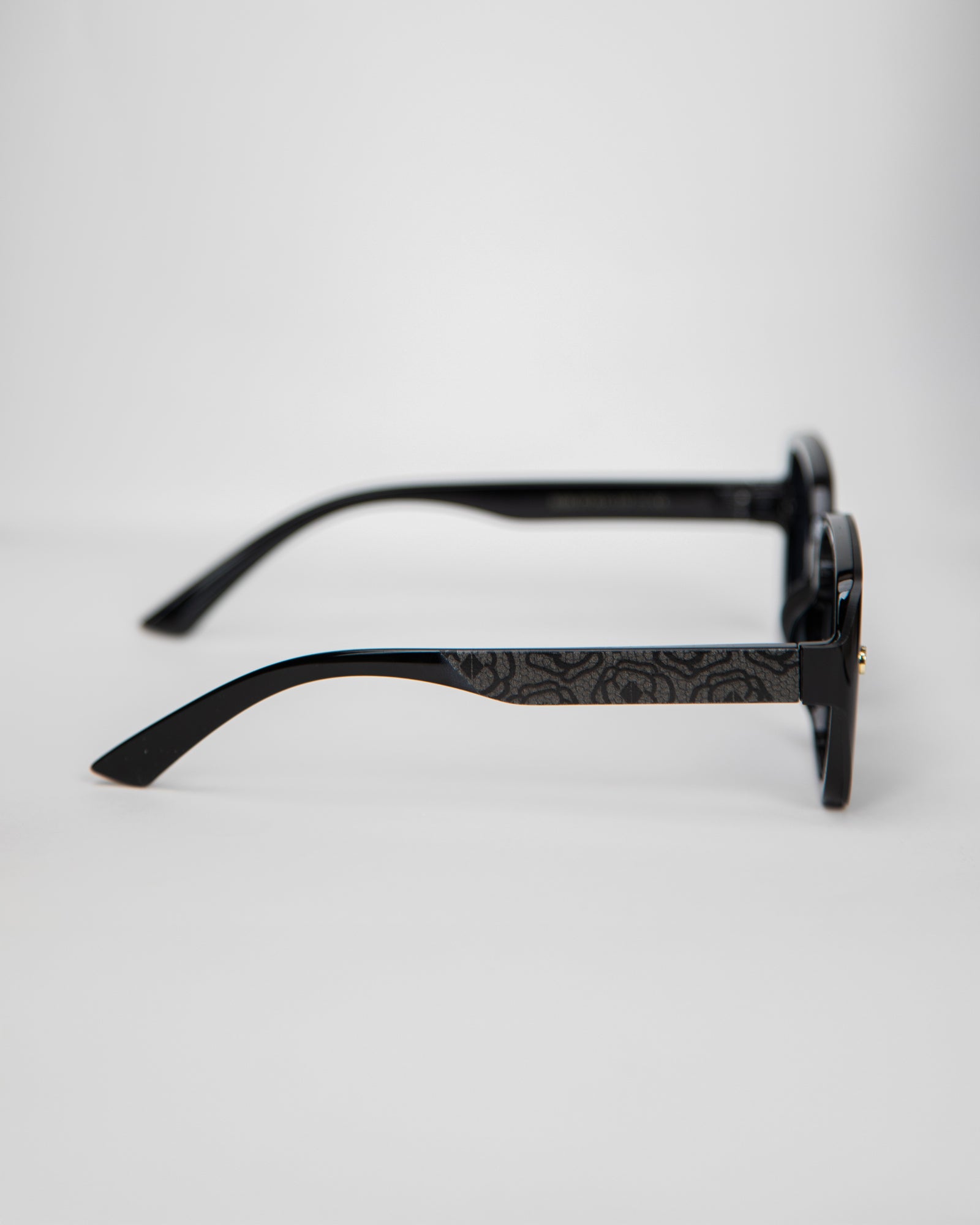 Tie Shop | Sun Glasses | Bold Box
