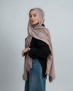 Tie Shop | Edgy Scarf | Elegant & Modern Hijab