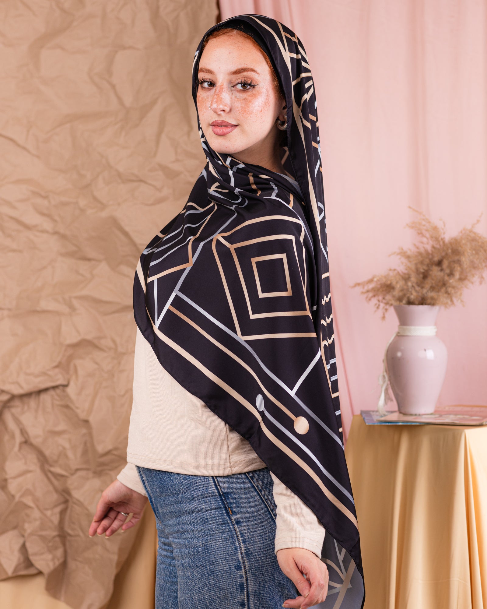 Printed Satin Scarf	طرحة ستان - ايشارب ستان