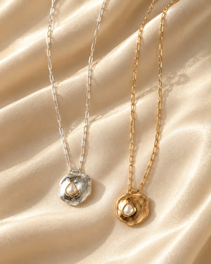 Textured Pearl Necklace