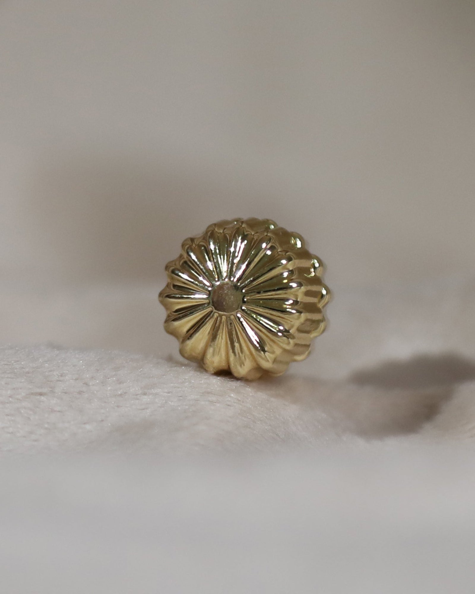 Tie Shop | Magnetic Hijab Pins | Elegant Hijab Accessories