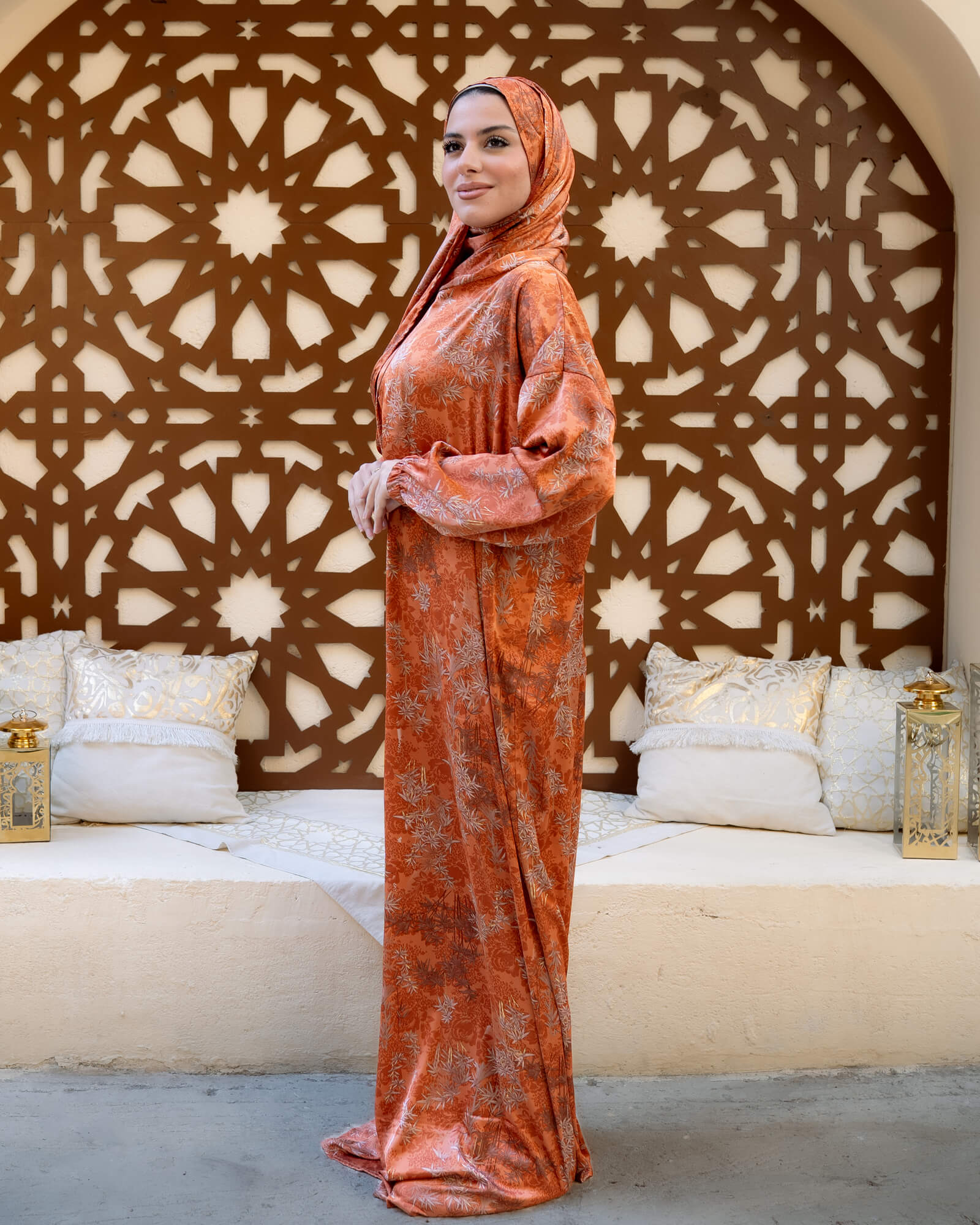 Tie Shop | Printed Satin Isdal | Ramadan Modest Wear 