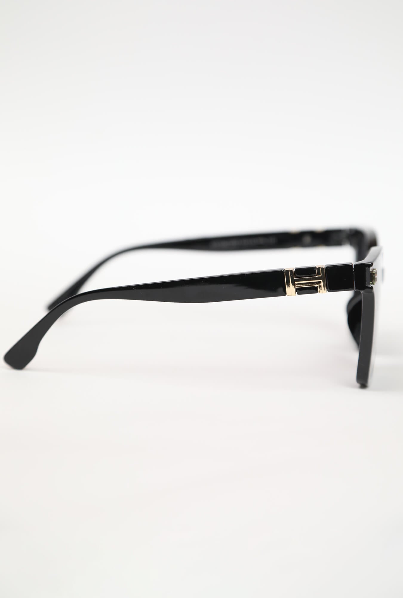 Tie Shop | Sun Glasses | Boxy