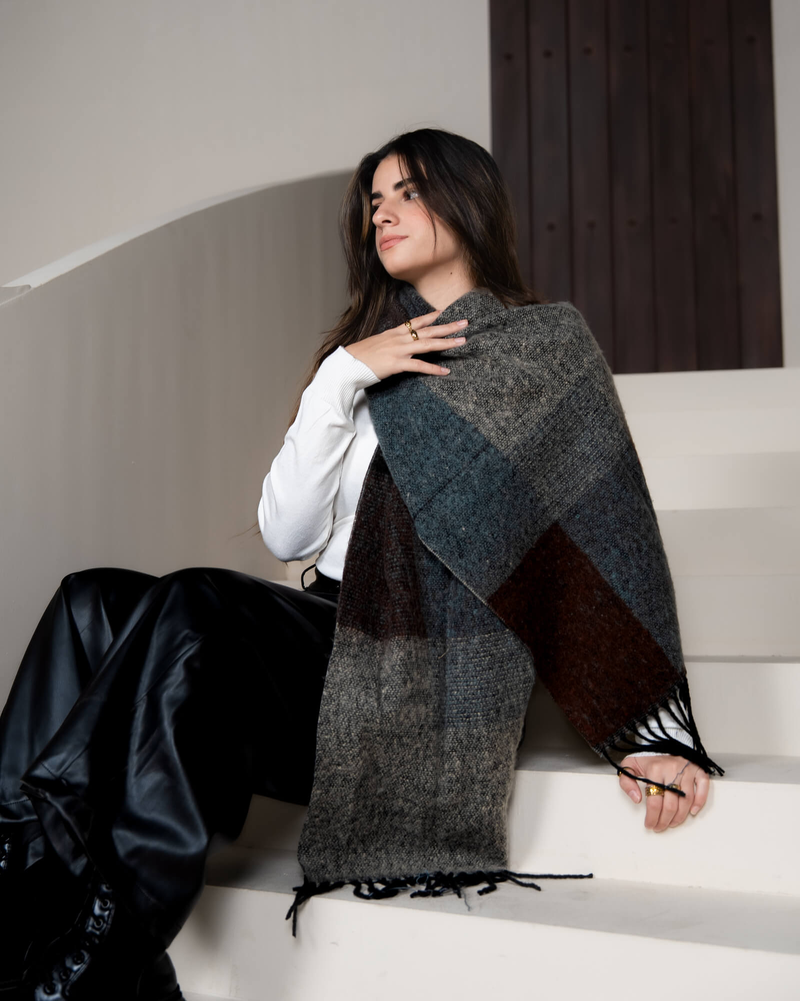 Tie Shop | Easy-Fit Shawl for Women – Soft & Stylish