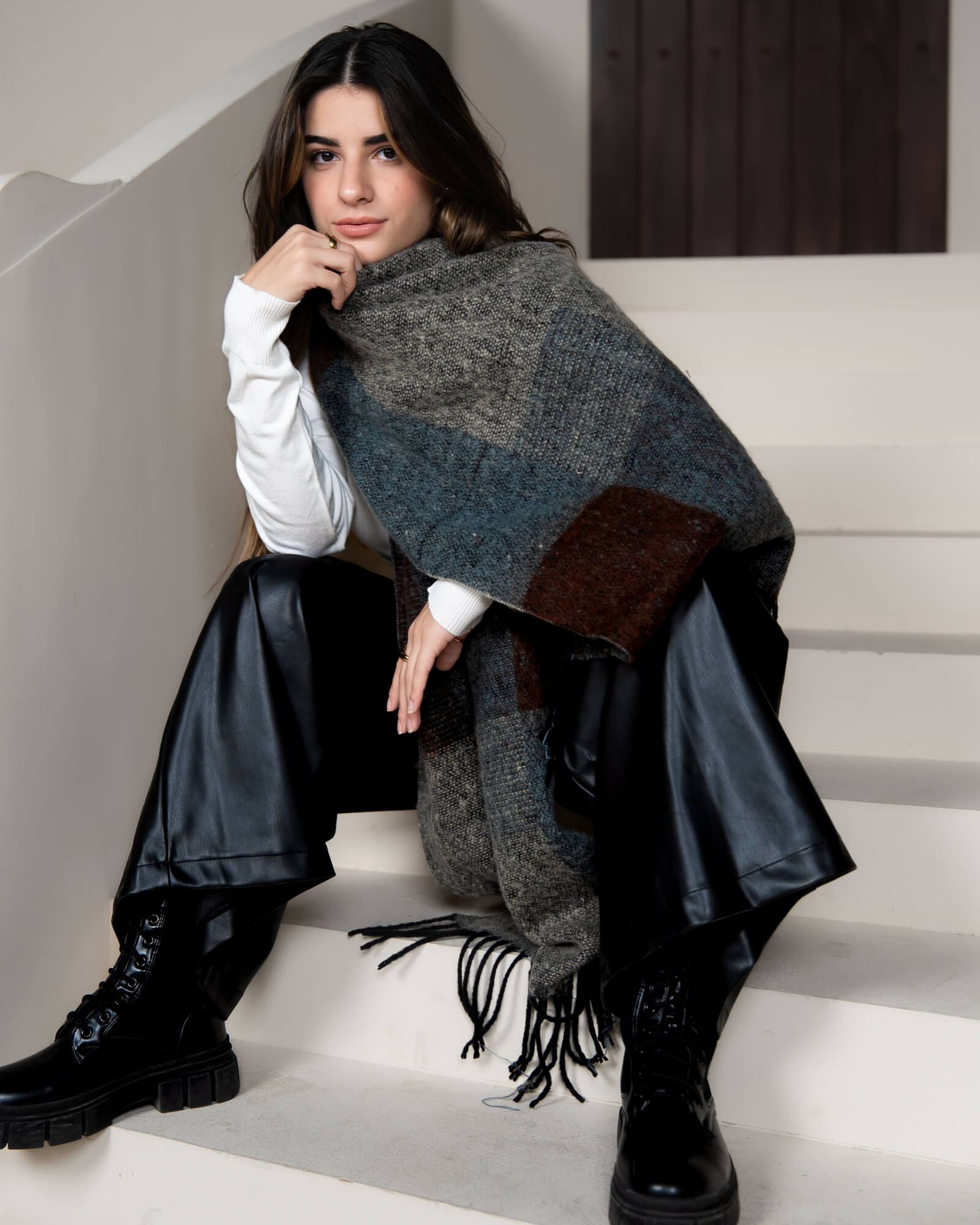 Tie Shop | Easy-Fit Shawl for Women – Soft & Stylish