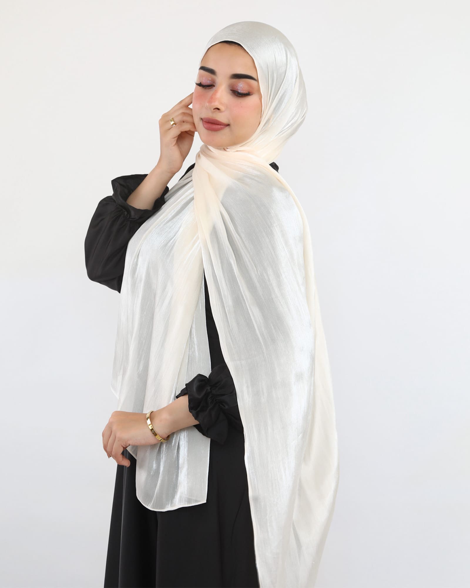 Shimmery Chiffon Scarf طرحة شيفون سادة - ايشارب شيفون سادة