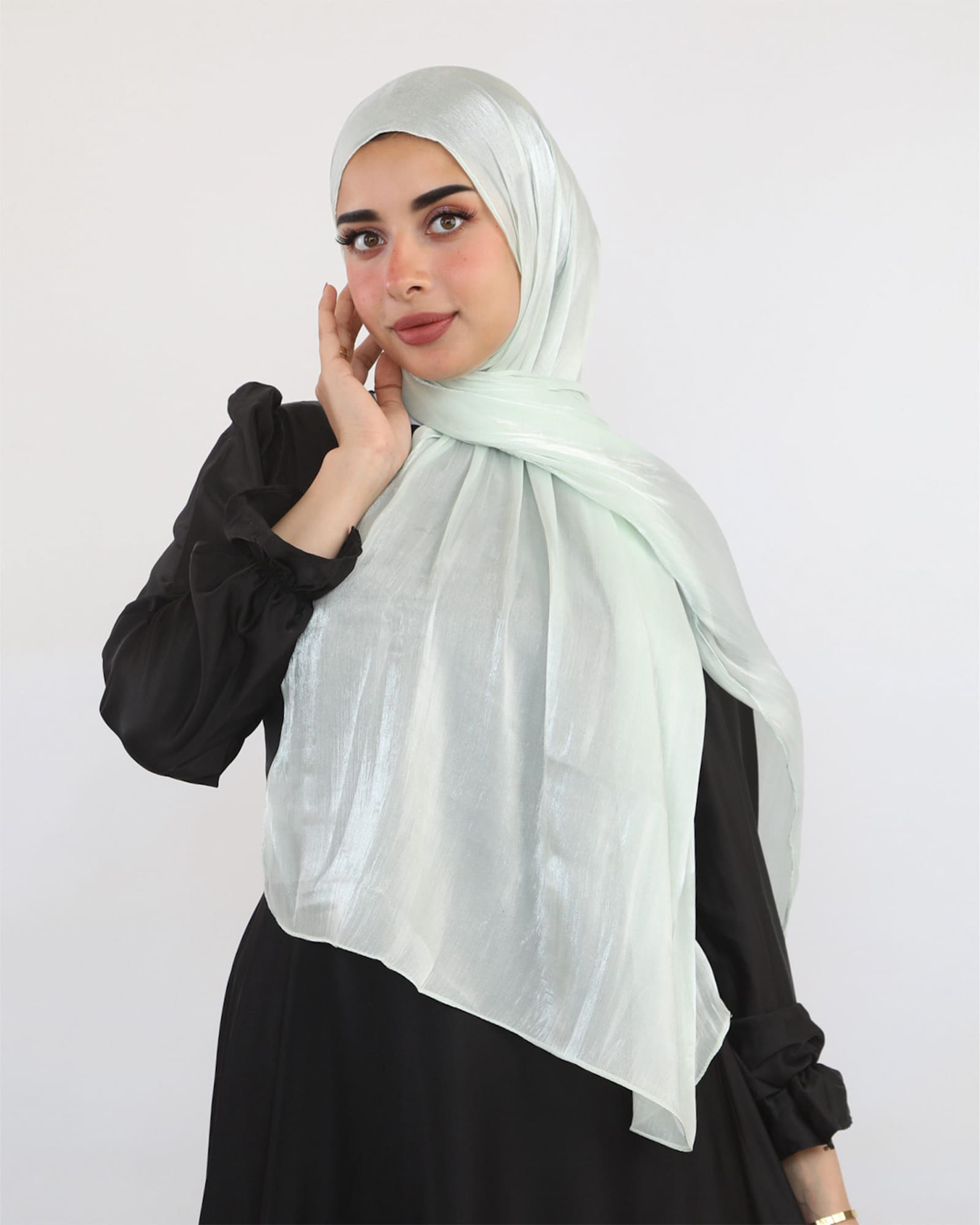 Shimmery Chiffon Scarf طرحة شيفون سادة - ايشارب شيفون سادة