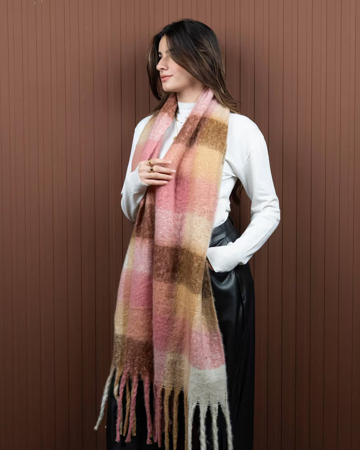 Warm Shawl | Soft & Cozy Winter Accessory | Tie Shop | Dusty Pink - Light Beige