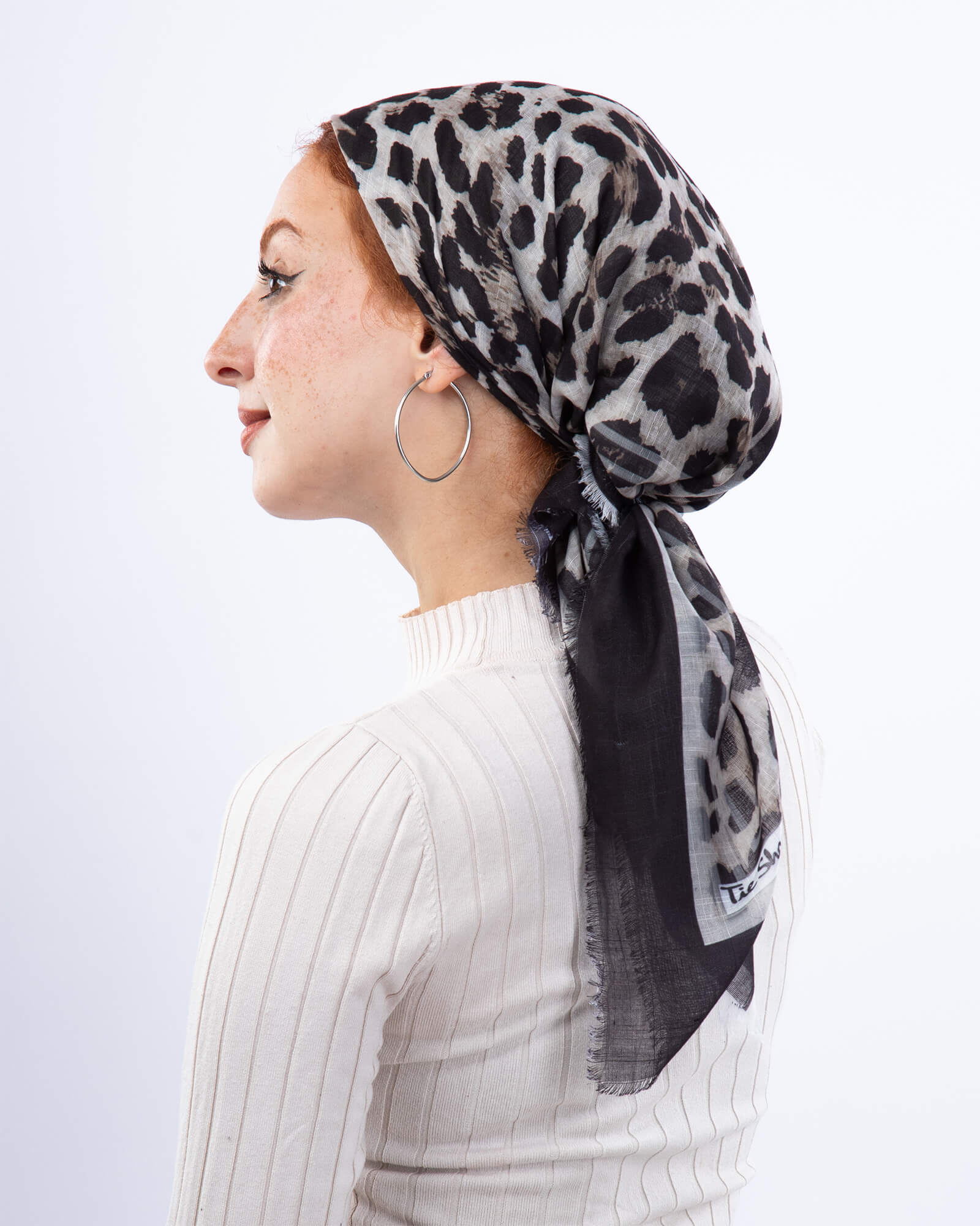 Tie Shop | Printed Cotton Square طرحة قطن مربع - ايشارب قطن مربع