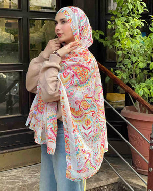 Vibrant colors scarf