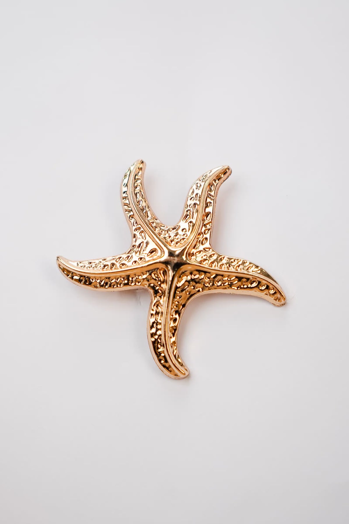 Riva pin | Elegant Timeless Fashion Accessory | Tie Shop | Golden