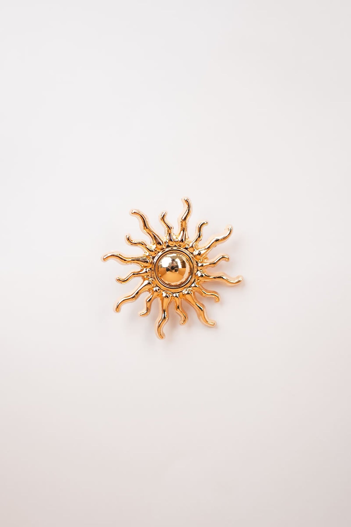 Riva pin | Elegant Timeless Fashion Accessory | Tie Shop | Golden